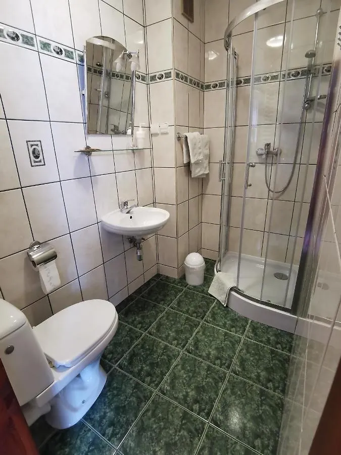 Dom Pod Tujami Bed & Breakfast Krakow